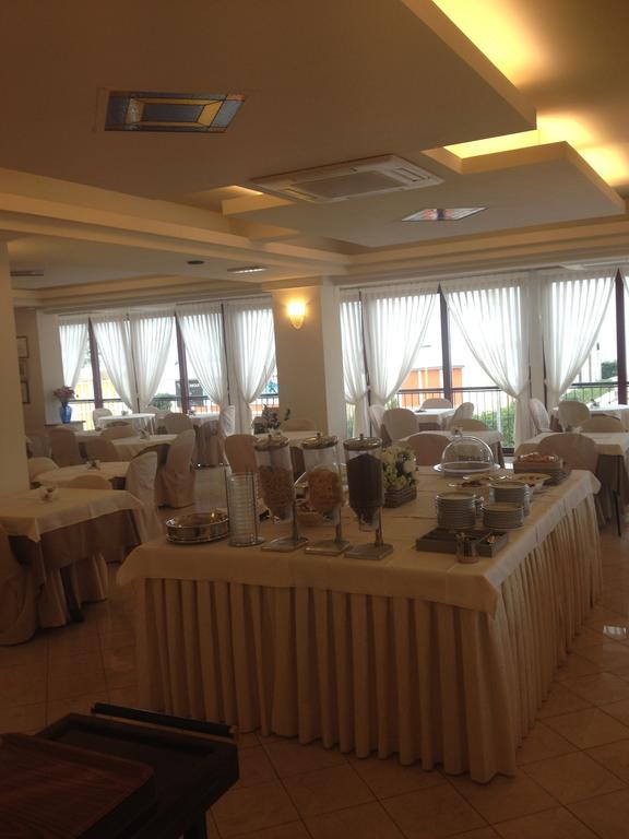 Hotel Cristallo فانو المظهر الخارجي الصورة